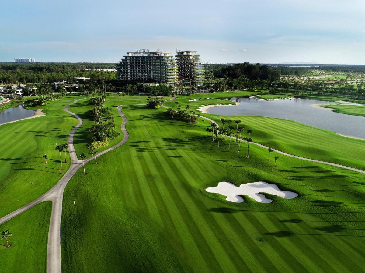 Forest City Golf Hotel Nusajaya  Ngoại thất bức ảnh